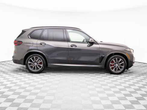New 2026 BMW X5 xDrive50e w/ Executive Package image 8