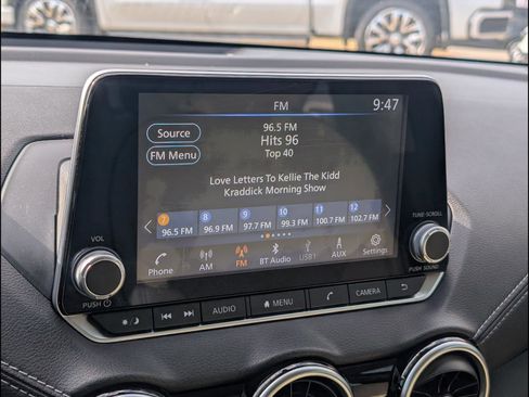 Used 2021 Nissan Sentra SV image 13