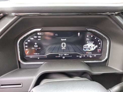 Used 2025 GMC Sierra 2500 AT4 w/ Max Trailering Package image 6