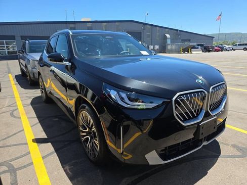 Used 2025 BMW X3 xDrive30i w/ Premium Package AWD/4WD image 8