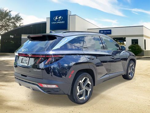 Certified 2024 Hyundai Tucson Limited AWD/4WD image 4