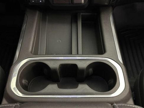 Used 2020 Chevrolet Silverado 1500 LTZ AWD/4WD image 36