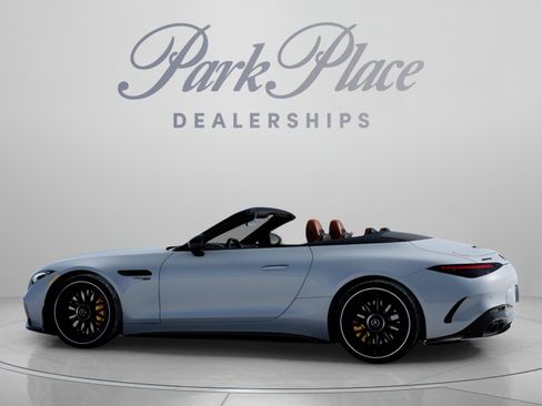 Used 2022 Mercedes-Benz SL 63 AMG 4MATIC image 9
