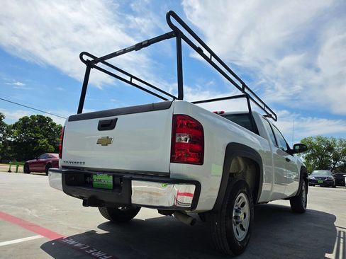 Used 2010 Chevrolet Silverado 1500 W/T RWD image 12
