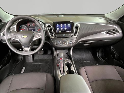 Used 2024 Chevrolet Malibu RS FWD image 7