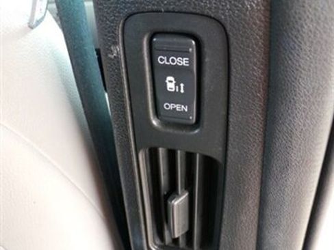 Used 2018 Honda Odyssey EX-L image 24