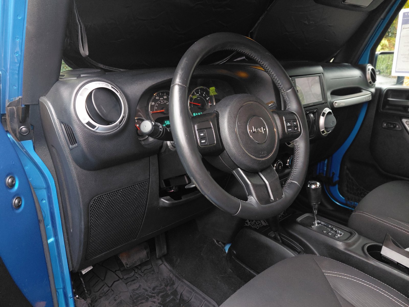 Used 2016 Jeep Wrangler Sahara AWD/4WD image 16