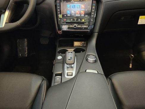Used 2025 INFINITI QX50 Luxe AWD/4WD image 11