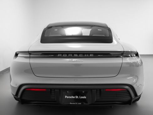 New 2025 Porsche Taycan image 11