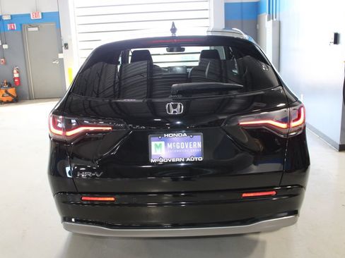 Used 2023 Honda HR-V EX-L image 26