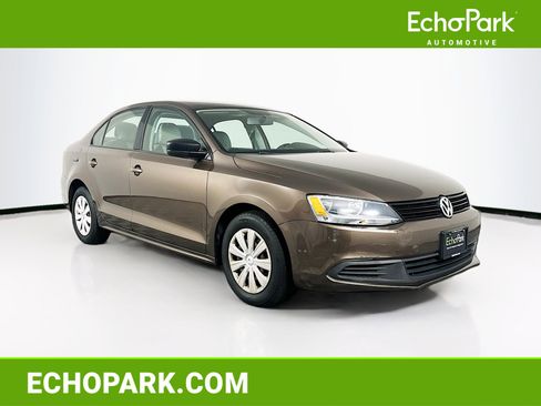 Used 2011 Volkswagen Jetta Sedan FWD image 1