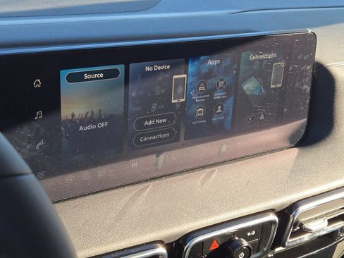 Used 2026 Nissan Sentra SR w/ Floor Mat Package FWD image 20