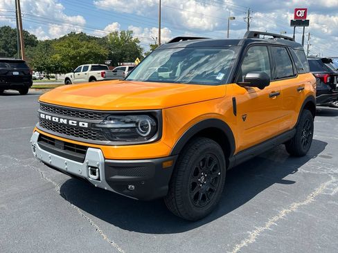 Used 2026 Ford Bronco Sport Badlands AWD/4WD image 3