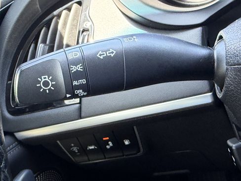 Certified 2019 Kia Stinger Premium image 29