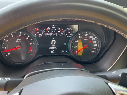 Used 2018 Chevrolet Camaro SS RWD image 18