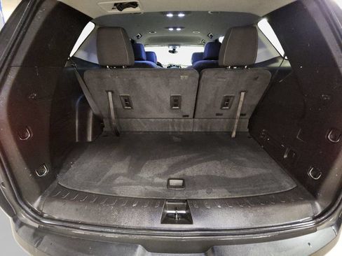 Used 2019 Chevrolet Traverse LT w/ LPO, Floor Liner Package AWD/4WD image 26