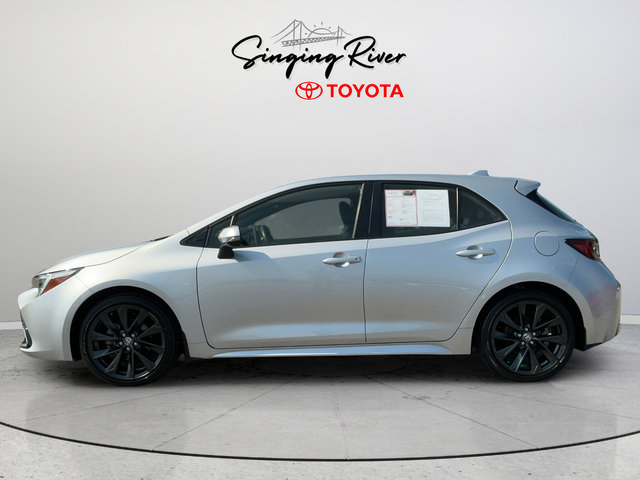 Used 2024 Toyota Corolla XSE FWD image 4