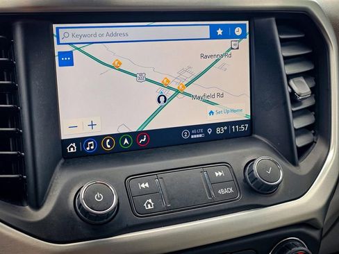 Certified 2023 GMC Acadia SLT w/ Preferred Package image 28