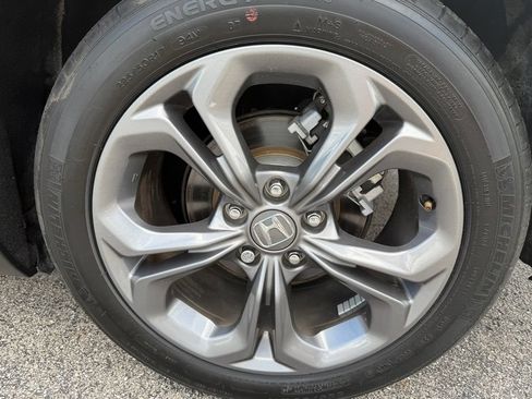 Used 2023 Honda Accord EX image 31