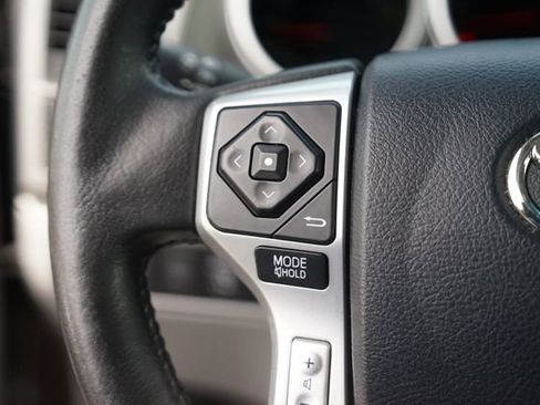 Used 2015 Toyota Sequoia Platinum AWD/4WD image 23