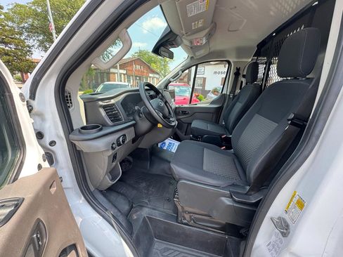 Used 2023 Ford Transit 250 Low Roof AWD w/ Exterior Upgrade Package image 8