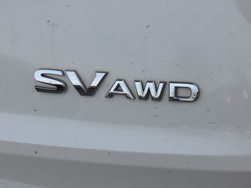 Used 2023 Nissan Rogue SV image 15