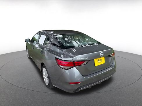 Used 2025 Nissan Sentra S FWD image 11