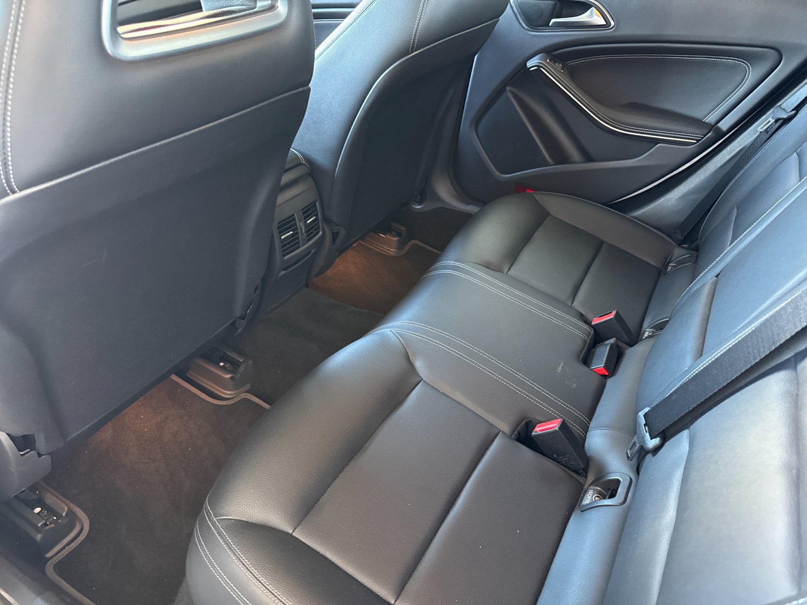 Used 2019 Mercedes-Benz CLA 250 image 12