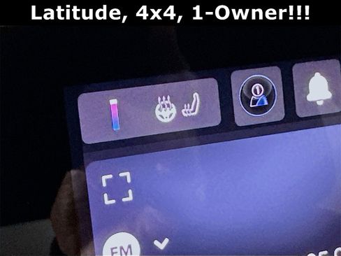 Used 2023 Jeep Compass Latitude w/ Sun and Sound Group image 21