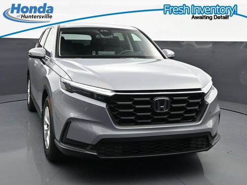 Used 2025 Honda CR-V LX image 1