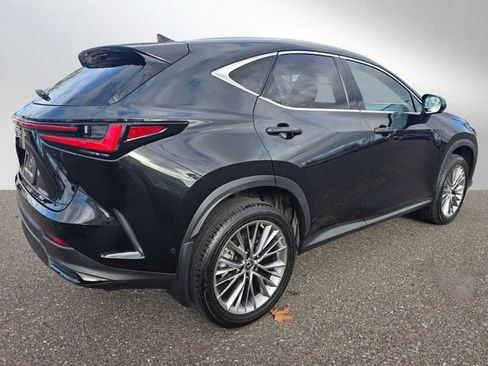 Certified 2022 Lexus NX 350h AWD image 3