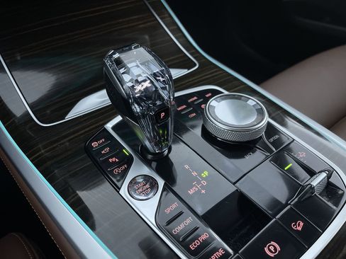 Used 2019 BMW X7 xDrive50i w/ M Sport Package image 23