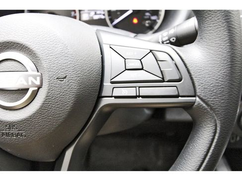 Used 2025 Nissan Kicks Play S FWD image 15