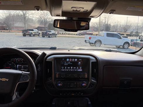 Used 2016 Chevrolet Silverado 2500 High Country w/ Duramax Plus Package image 20