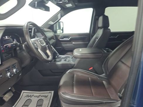Used 2024 GMC Sierra 2500 Denali AWD/4WD image 7