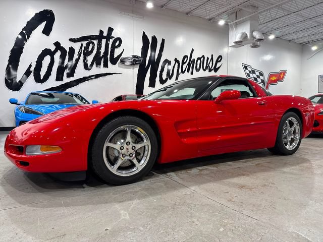 Used 2004 Chevrolet Corvette Coupe w/ Roof Package RWD image 1