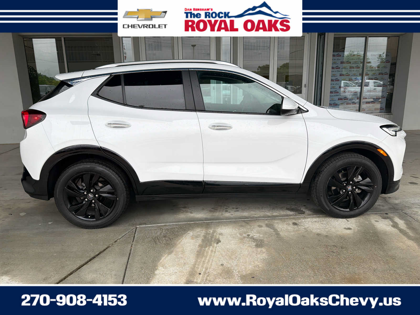 Used 2024 Buick Encore GX Sport Touring FWD image 7