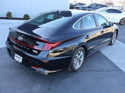 Used 2023 Hyundai Sonata SEL w/ Preferred Accessory Package image 6