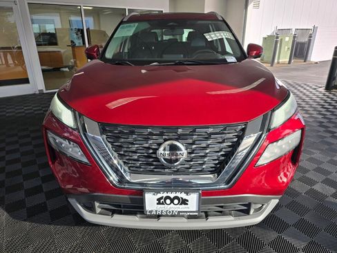 Used 2021 Nissan Rogue SV w/ Premium Package image 9