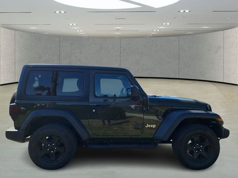 Used 2020 Jeep Wrangler Sport image 5
