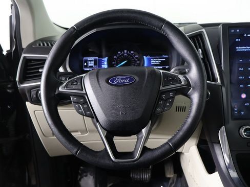 Used 2023 Ford Edge Titanium w/ Class II Trailer Tow Package AWD/4WD image 37