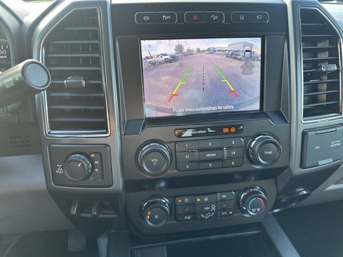 Used 2020 Ford F350 XLT w/ XLT Premium Package AWD/4WD image 12