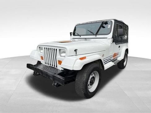 Used 1992 Jeep Wrangler Islander AWD/4WD image 1