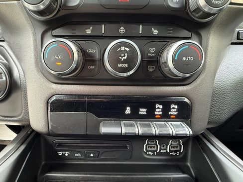 Used 2019 RAM 1500 Sport w/ Level 2 Equipment Group AWD/4WD image 27