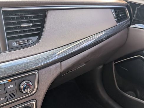 Used 2017 Kia Cadenza Limited w/ Paint Protection Package image 33