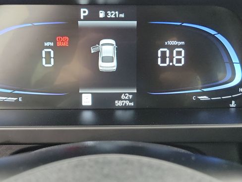 Certified 2025 Hyundai Elantra Sport image 10