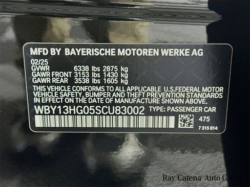 Used 2025 BMW i5 xDrive40 w/ Premium Package image 34