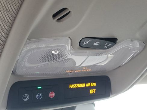 Used 2023 Buick Encore GX Preferred w/ Cold Weather Comfort Package FWD image 29