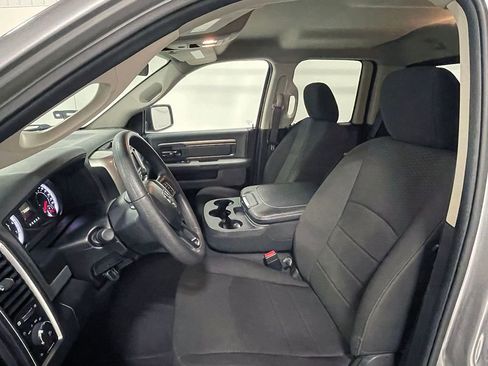 Used 2019 RAM 1500 Classic Warlock image 3