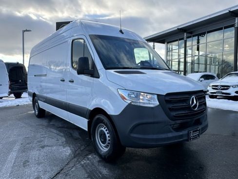 Used 2026 Mercedes-Benz Sprinter 2500 image 1